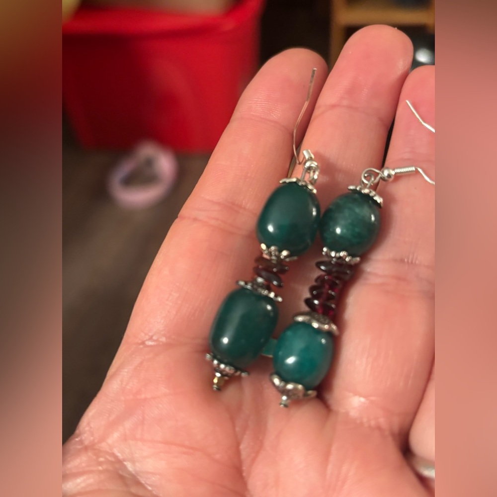NWT Artisan Emerald & Garnet Dangle Earrings • In Bloom Collection • 925 Hooks - Picture 7 of 10